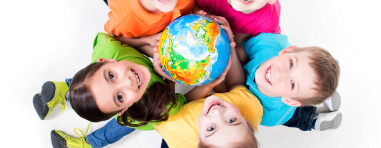 group smiling kids sitting floor circle with globe his hands isolated white 770x300 - 2024 BİLSEM ÖN DEĞERLENDİRME SONUÇLARI NE ZAMAN AÇIKLANACAK?